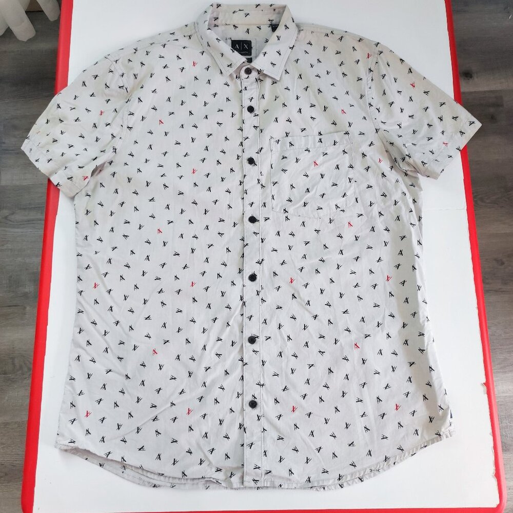 Armani Exchange button down shirt men's size XL light grey w graphic design slim